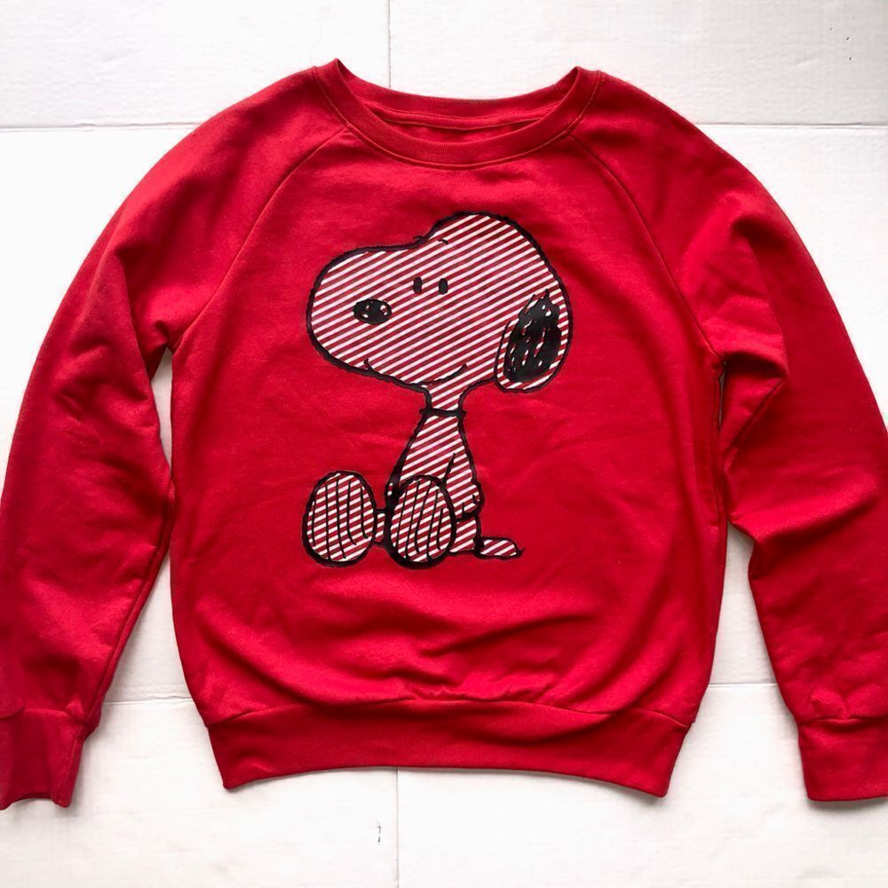 NWOT Junior Girls Medium (7-9) Peanuts Snoopy LS Sweatshirt